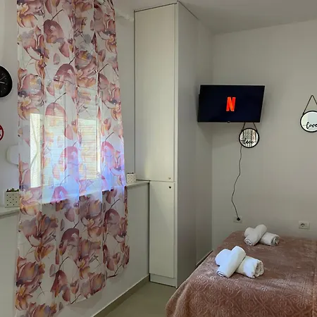 Apartment Ayso Center Tirana